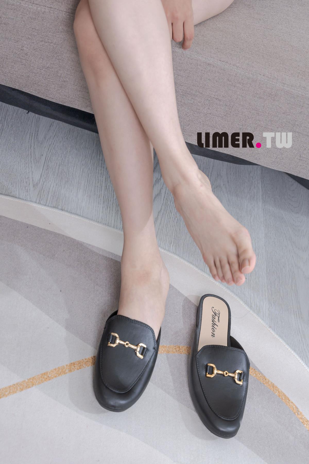 图片[11]-Limerence原创 No.102 Mona 穆勒鞋 居家妹子 足模风格 写真 (88P)-ABC库