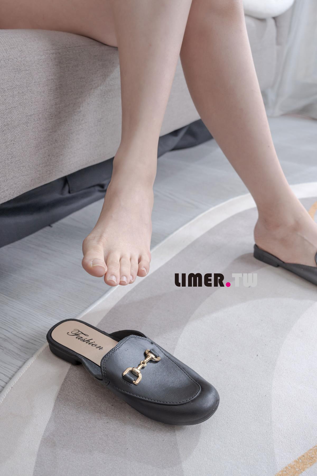 图片[5]-Limerence原创 No.102 Mona 穆勒鞋 居家妹子 足模风格 写真 (88P)-ABC库