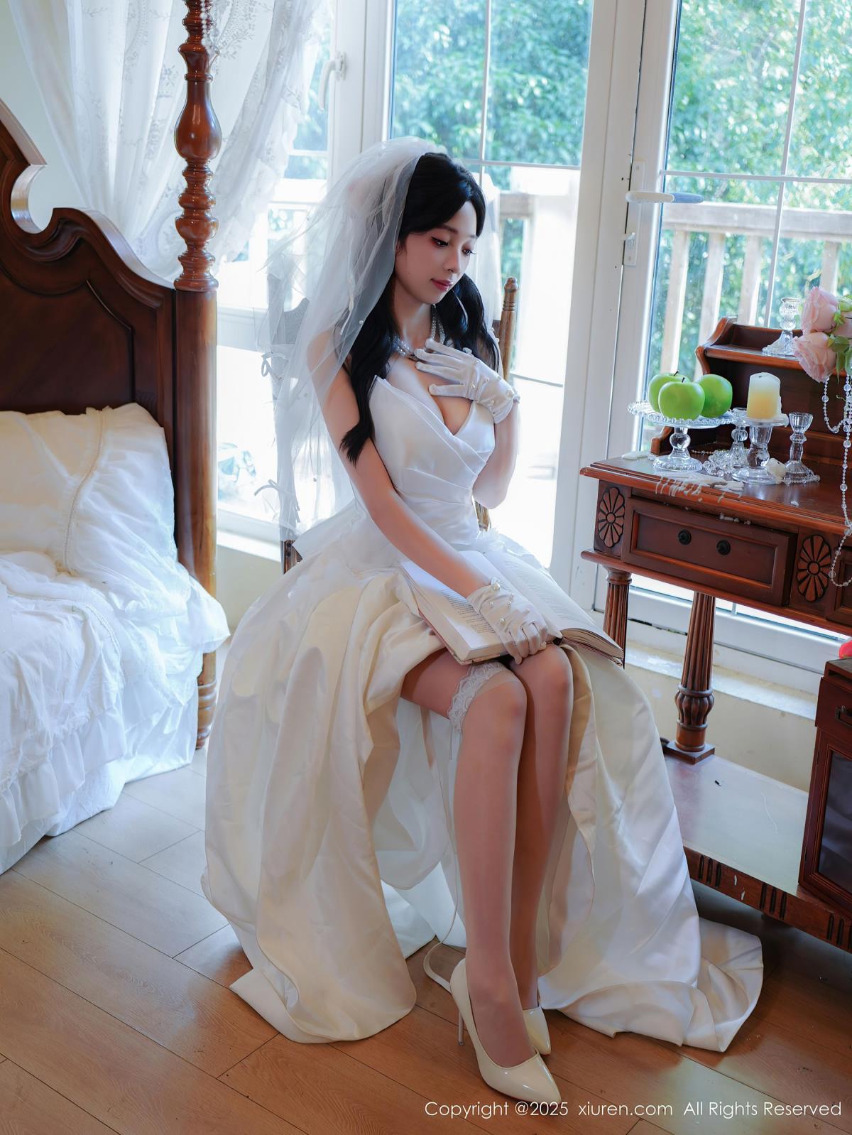 秀人XiuRen 2025.09.16 No.10769 朱朱molly 婚纱新娘风格 写真 (54P)-ABC库